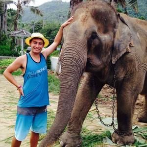 Meet your Posher, Robert